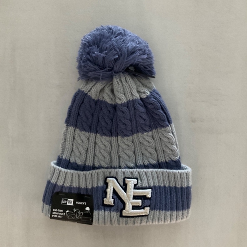 New Women's New England Patriots New Era Meadow Blue 2025 Rivalries Hat Beanie